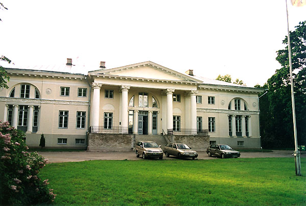 Labi Aegade Manor Houses of Estonia エストニア マナーハウス